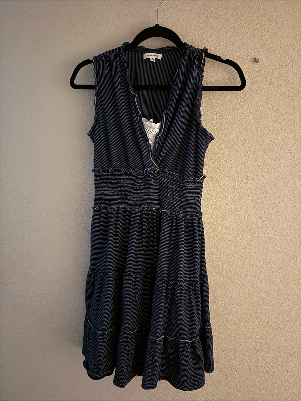 Max Studio Cottage Core with fitted silhouette waist